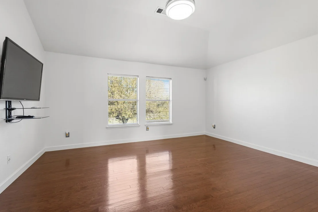 Photo of 2409 Eisenhower Drive