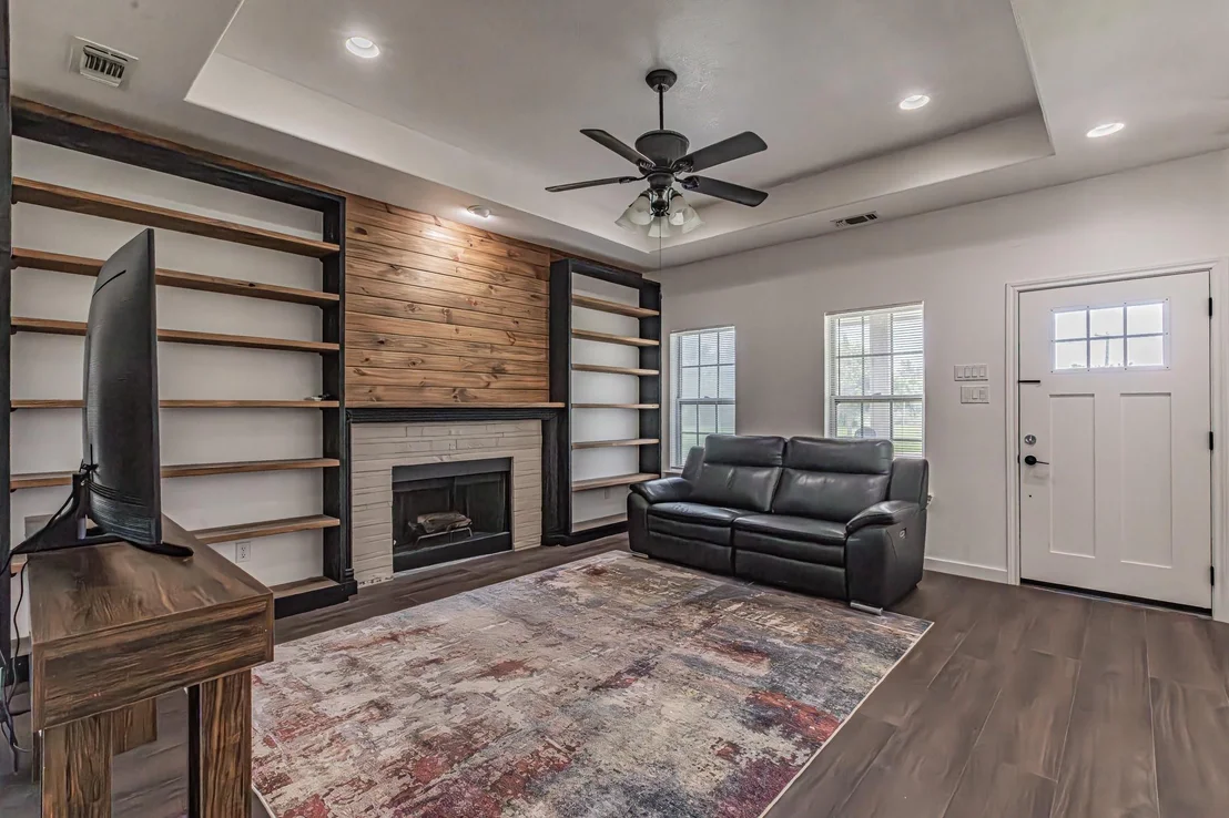Photo of 204 S Spring Branch Trail