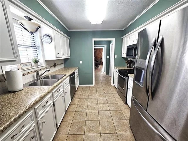 Photo of 804 Crestline Drive