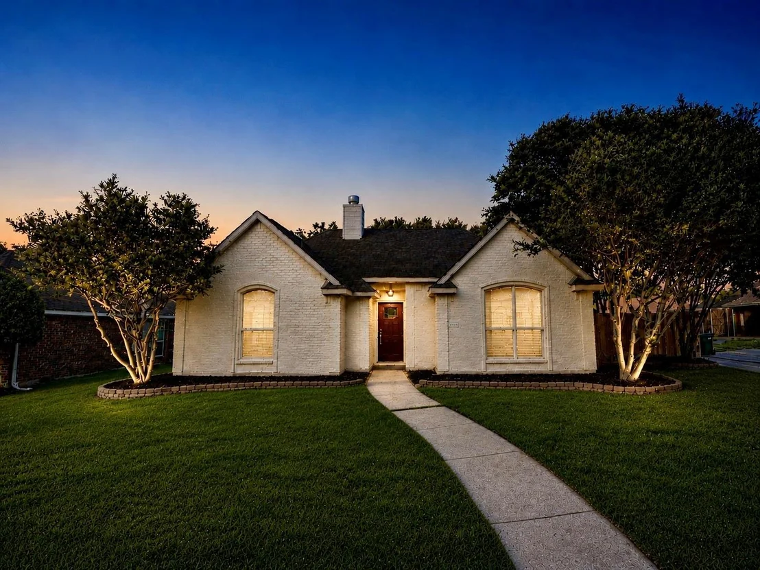 Photo of 6608 Macintosh Drive