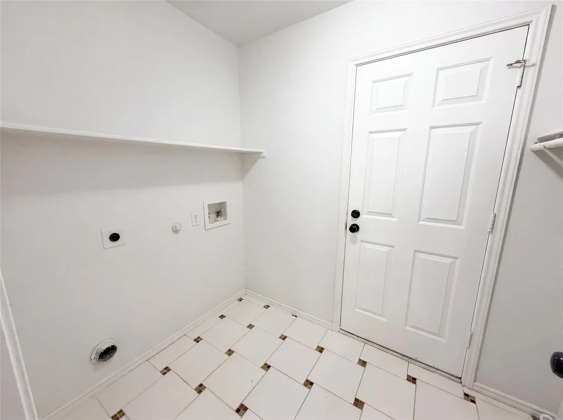Photo of 111 Forest Park Lane