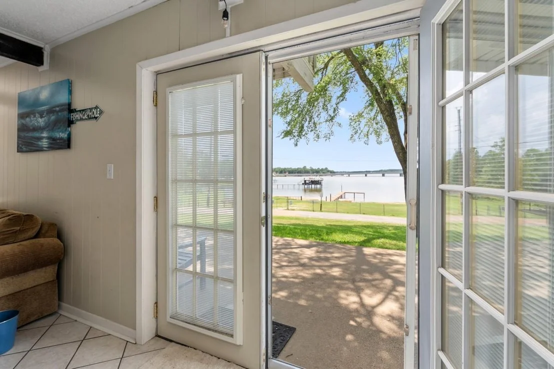 Photo of 100 W Oak Acres Drive