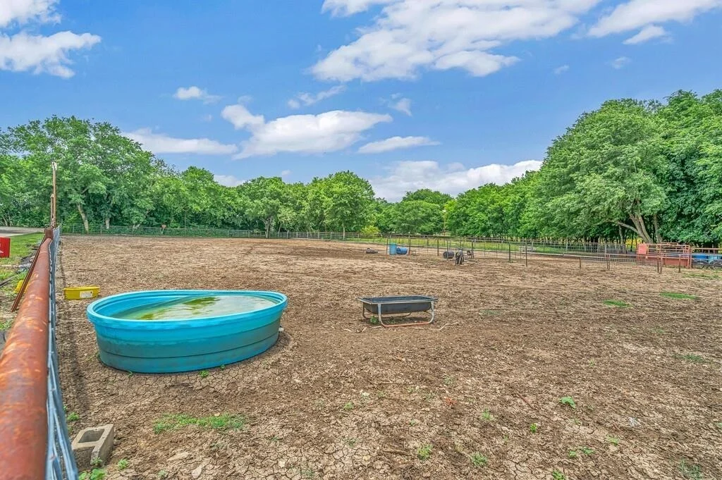 Photo of 1176 Blue Cut Road N