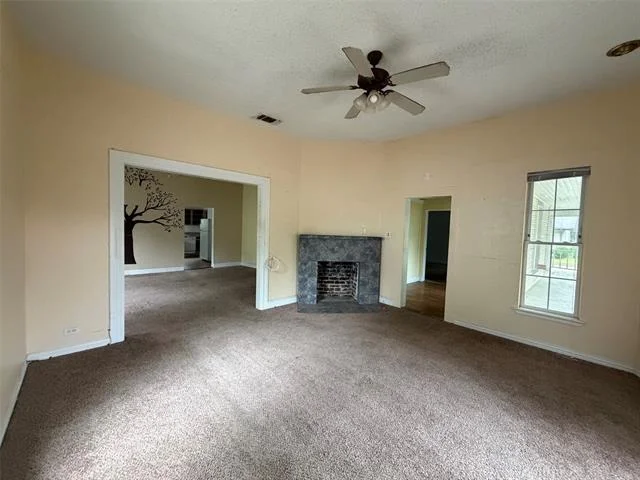 Photo of 215 Heath Street