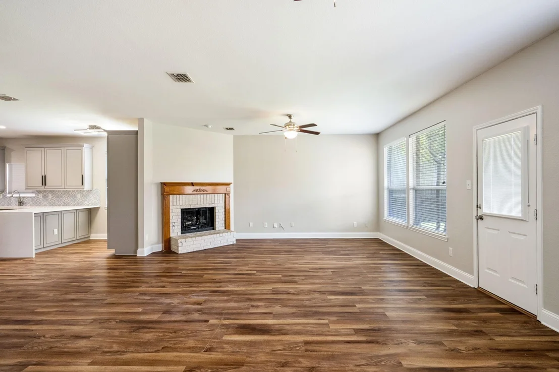 Photo of 1045 Woodhaven Circle