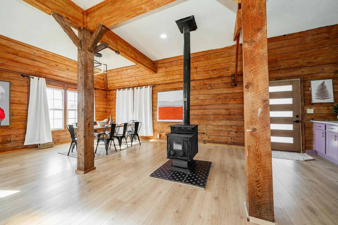 Photo of 691 Bear Road