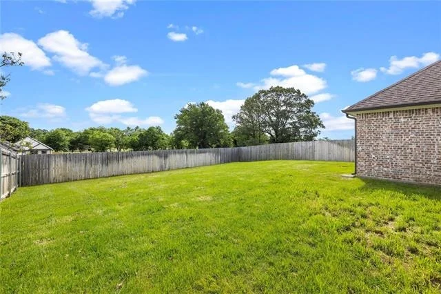 Photo of 118 Sides Boulevard
