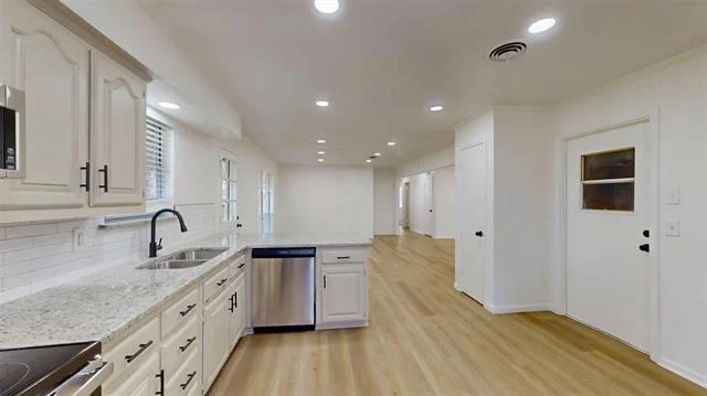 Photo of 2530 Robin Lane