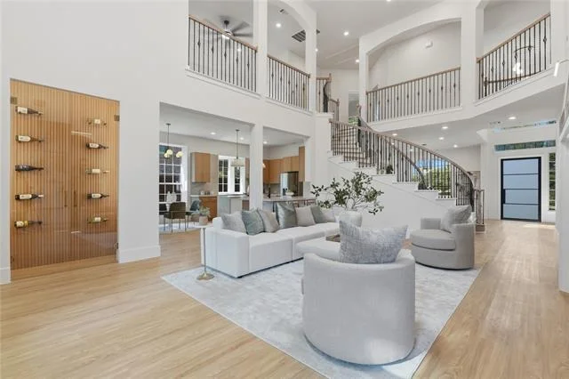 Photo of 8125 Sutherland Lane