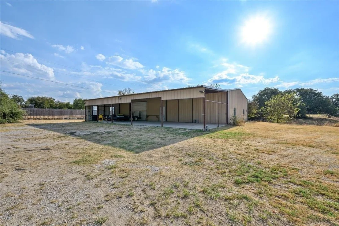 Photo of 3601 Oak Circle