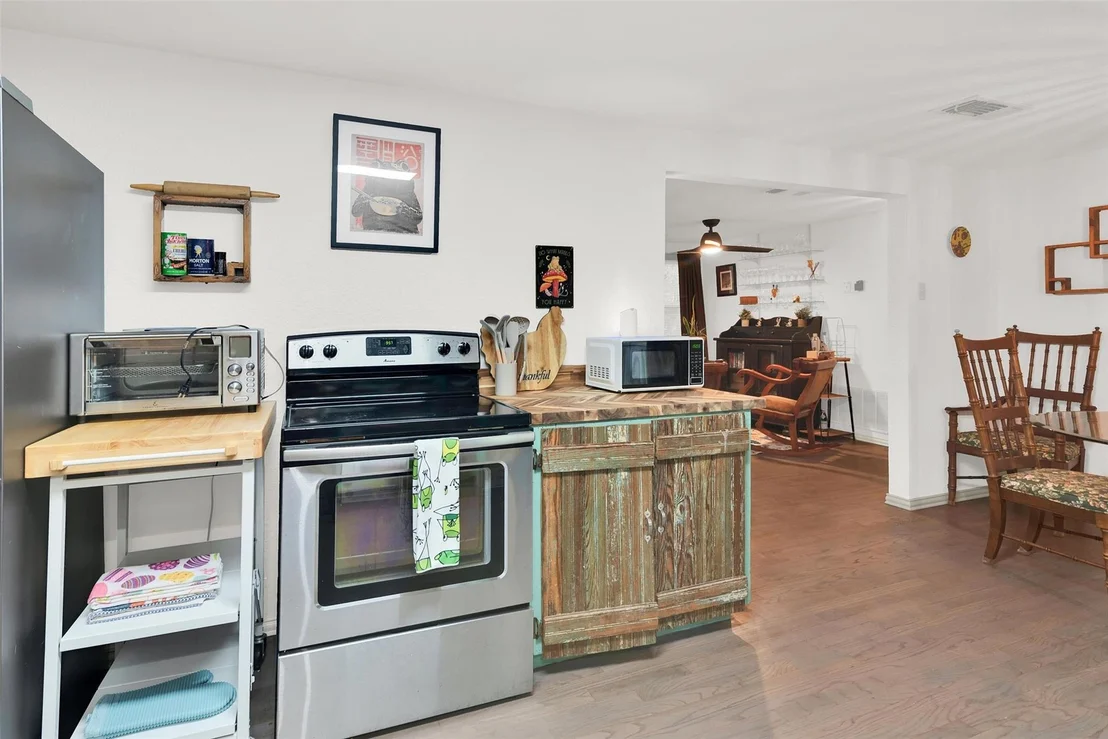 Photo of 8546 County Road 500