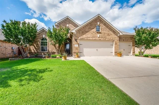 Photo of 5012 White Spruce Drive