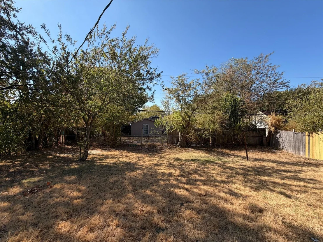 Photo of 8021 Tumbleweed Trail