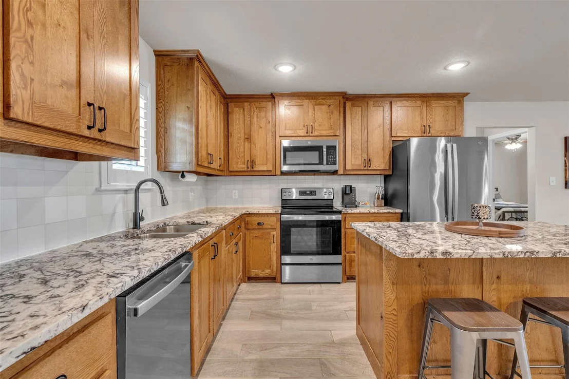 Photo of 909 Erwin Road