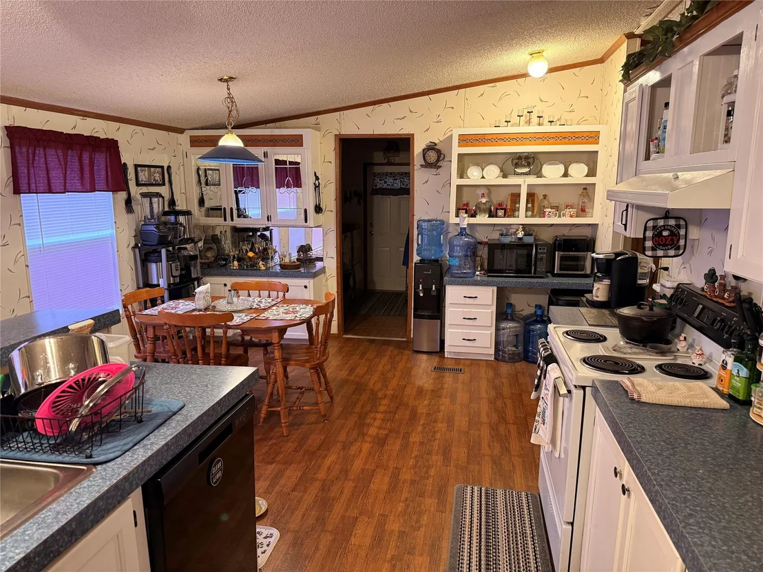 Photo of 383 Randall Ave