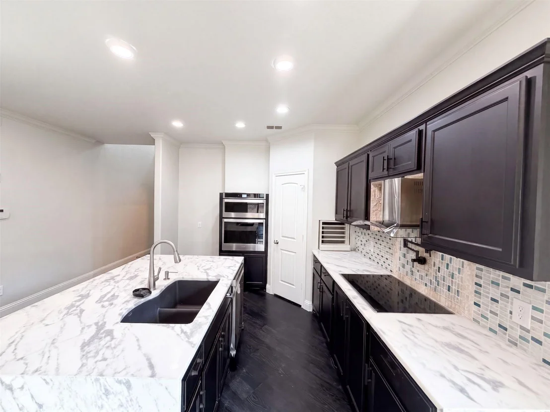 Photo of 625 River Rock Drive
