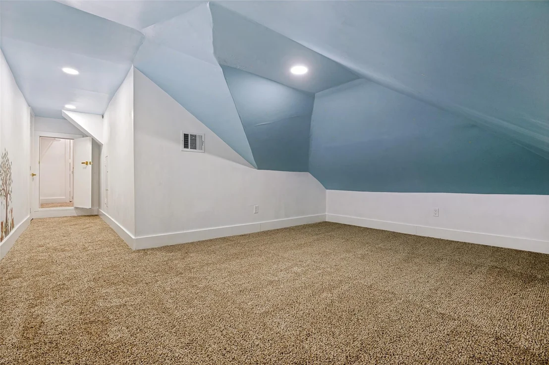 Photo of 1417 Wyndmere Drive
