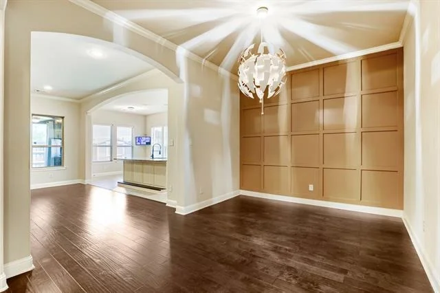 Photo of 123 White Oak Lane