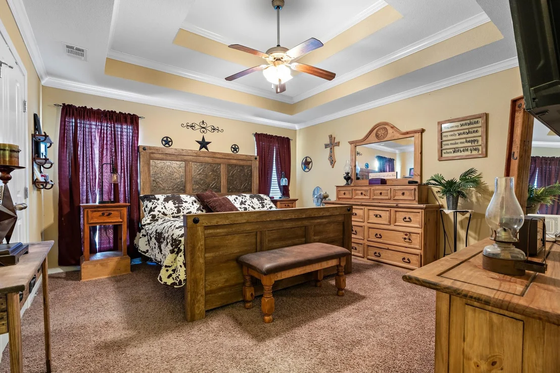 Photo of 219 Oak Meadow Trail