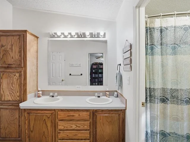 Photo of 3275 Finis Road