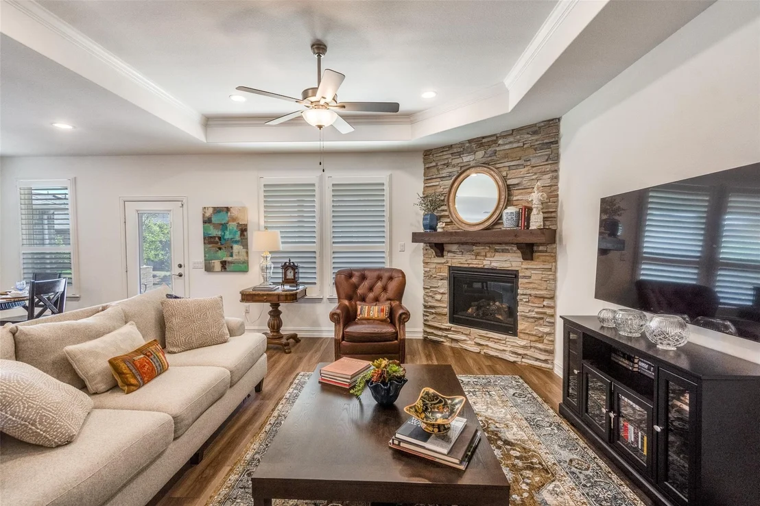 Photo of 424 Long Pines Drive