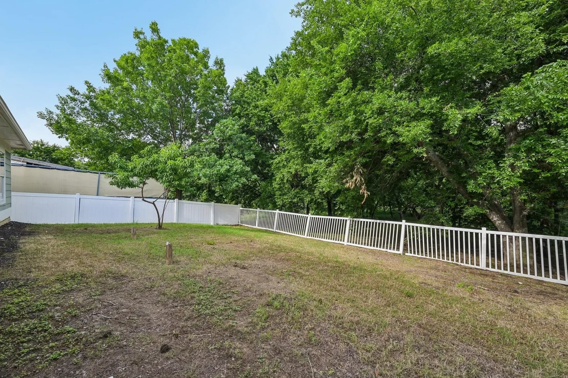 Photo of 1321 Stone Mountain Parkway