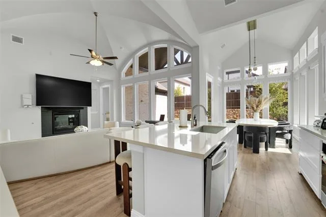 Photo of 3520 Helios Lane