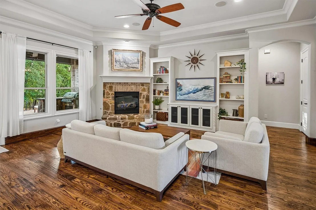 Photo of 512 Clear Vista Drive