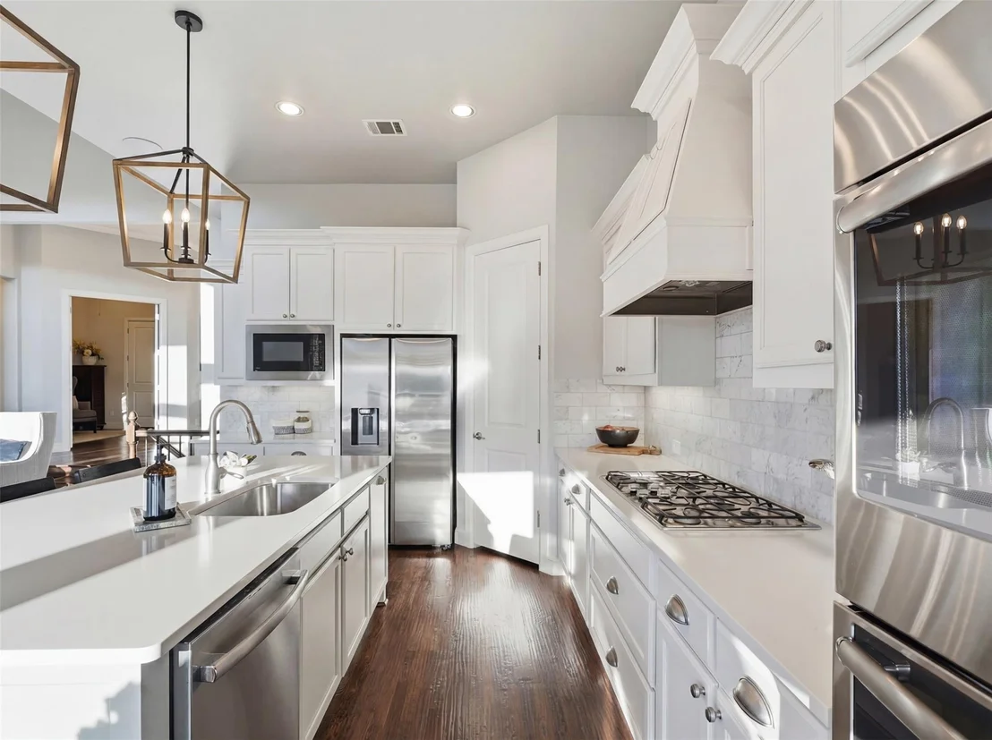 Photo of 1221 Falcon Drive