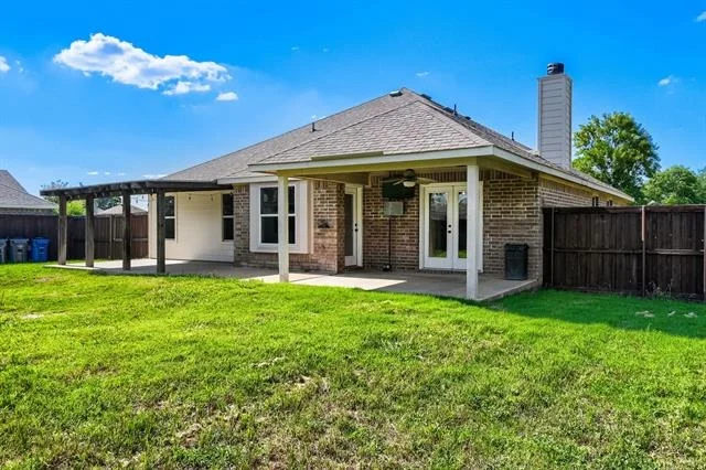Photo of 910 W Bois D Arc Street