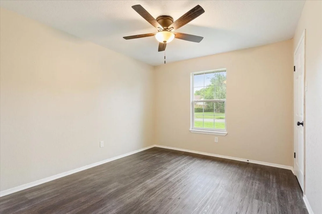 Photo of 329 Applewood Lane