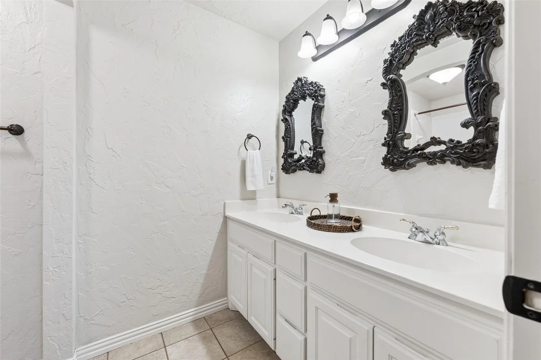 Photo of 2101 Fleming Drive