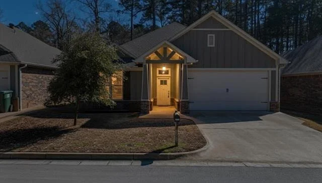 Photo of 2927 Meadow Brook Trail