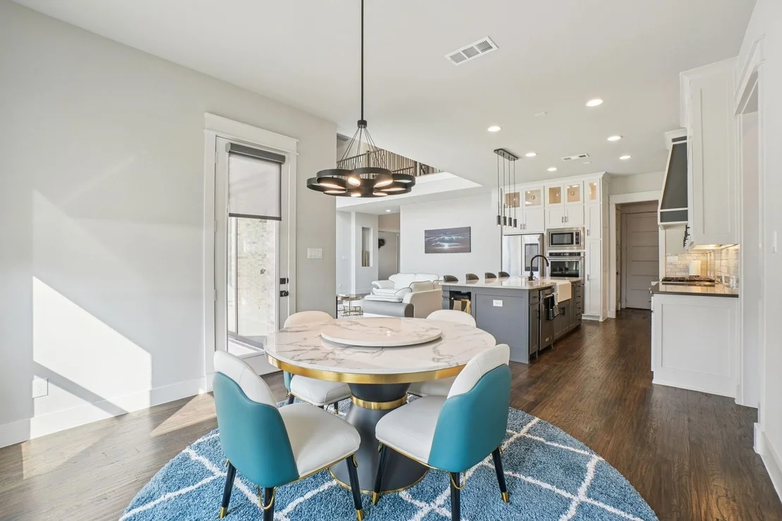 Photo of 4101 Parkview Boulevard