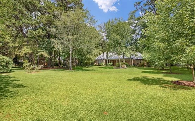 Photo of 1915 Stonegate Valley Drive