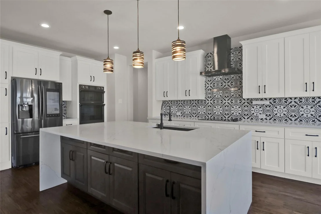 Photo of 8023 Pennington