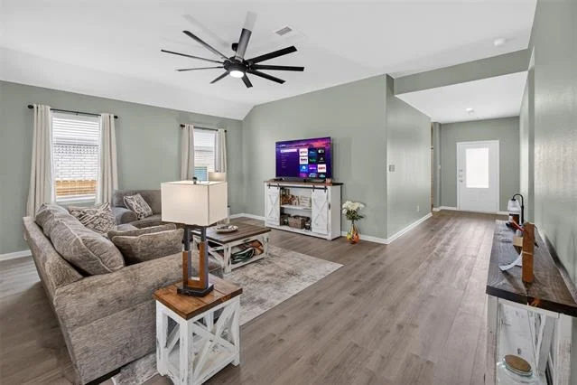 Photo of 905 Cawthorne Trail