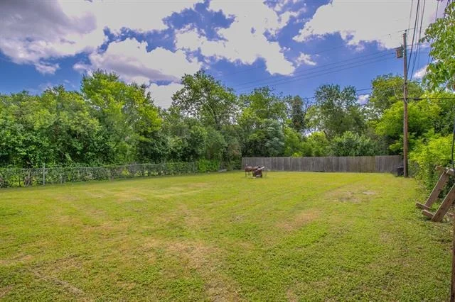 Photo of 4816 Inwood Drive