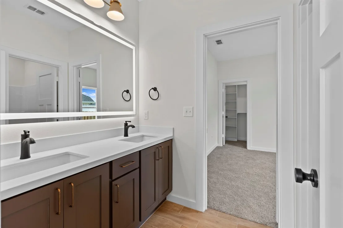 Photo of 16417 Clearview Drive