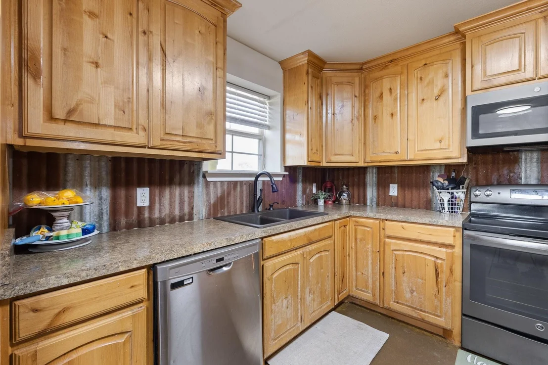 Photo of 685 County Road 1102