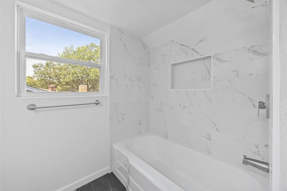 Photo of 5748 Wimbleton Way