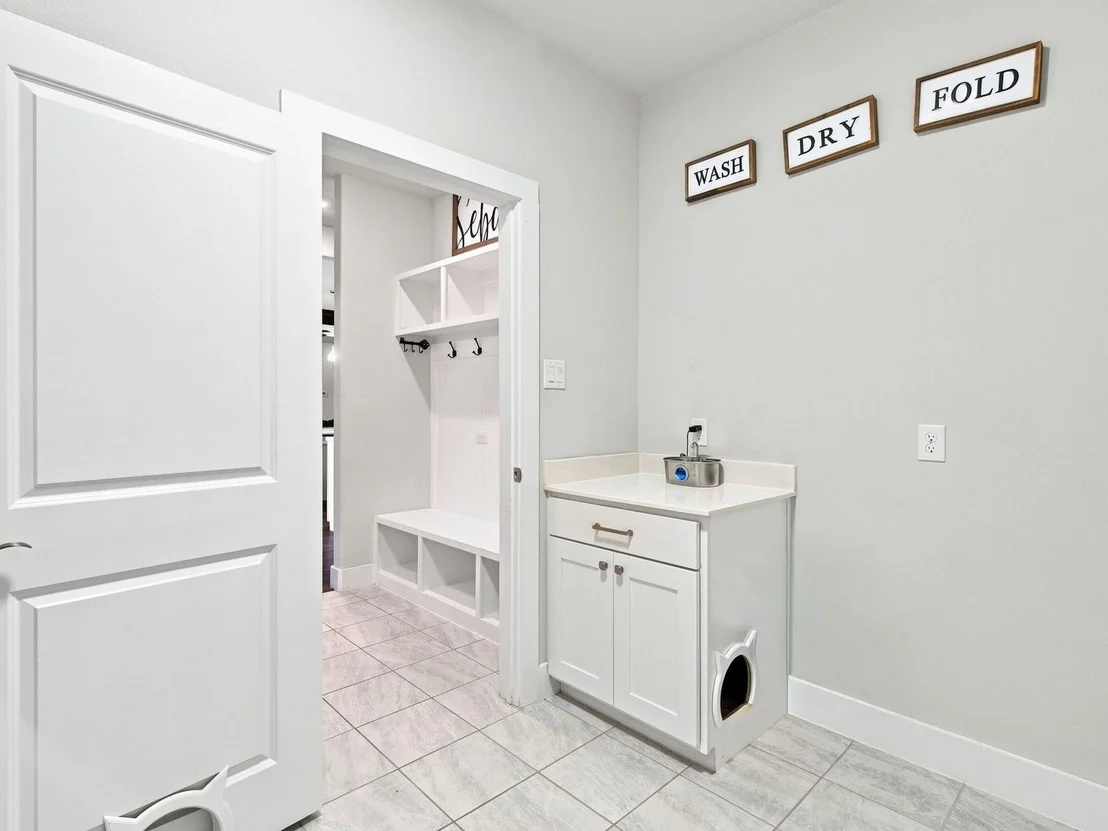 Photo of 10216 Finch Road