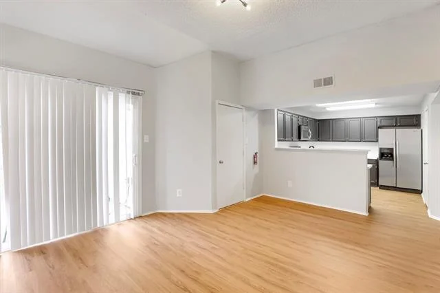 Photo of 1106 Alameda Drive