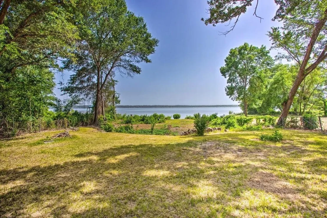Photo of 9899 Archer Lane