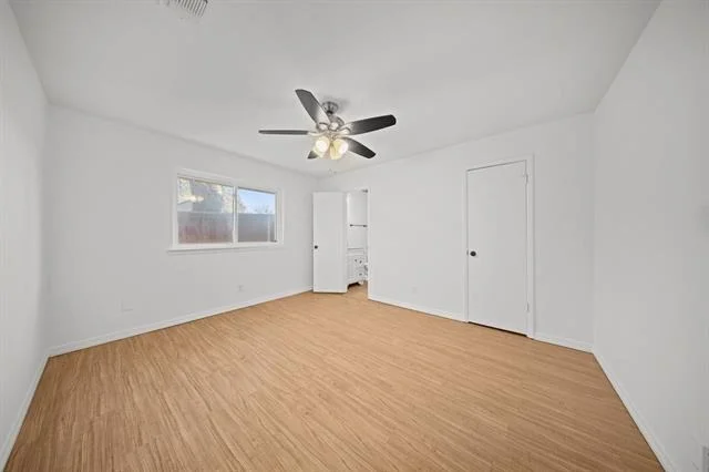 Photo of 203 Oak Forest Trail
