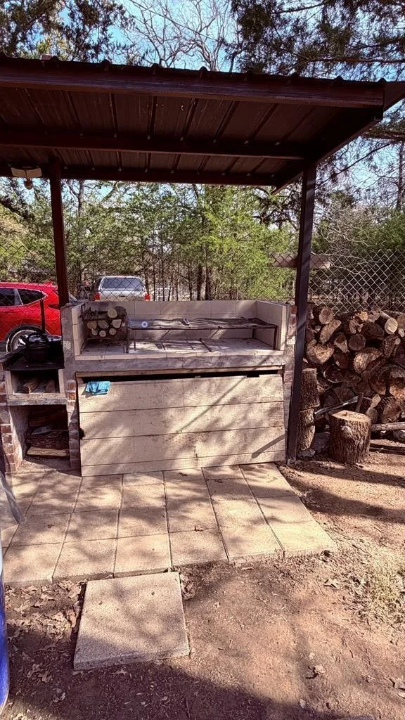 Photo of 149 S. Oak Tree