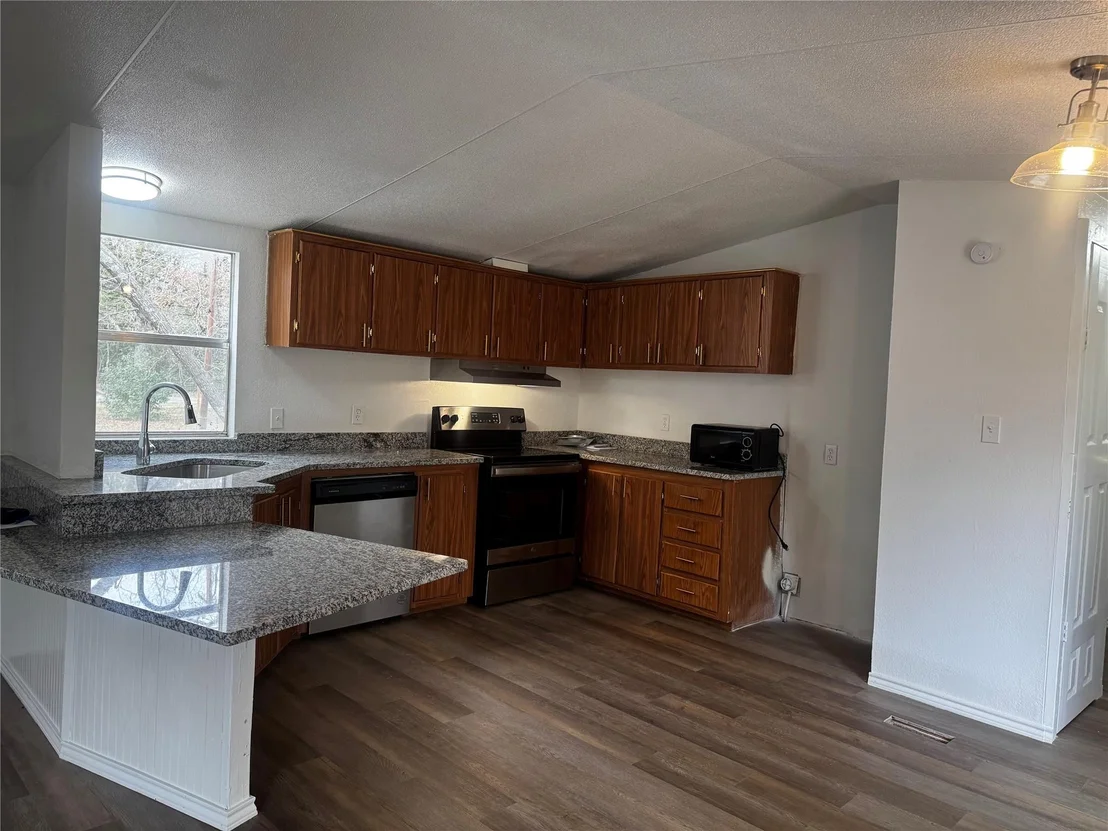 Photo of 1101 County Road 2405