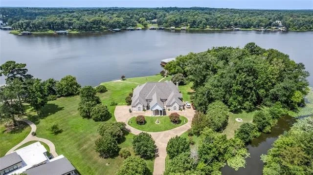 Photo of 17110 Island Cove Road