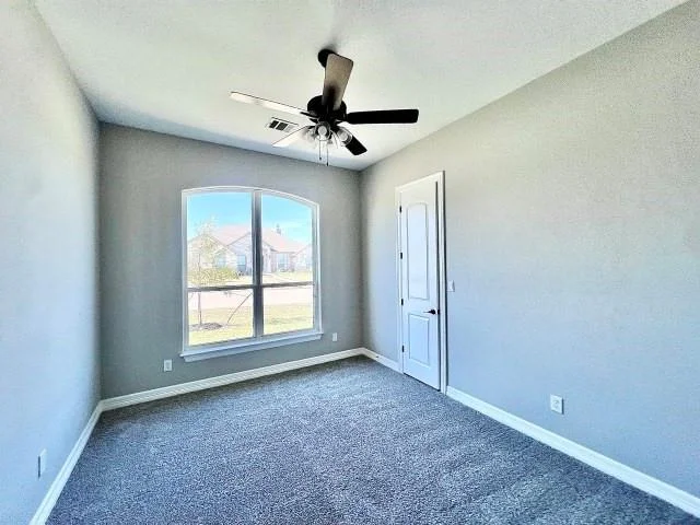 Photo of 401 Willow Drive