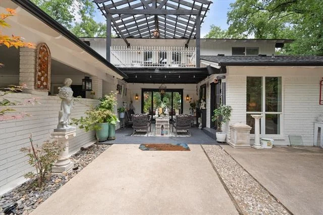Photo of 2202 Highland Circle
